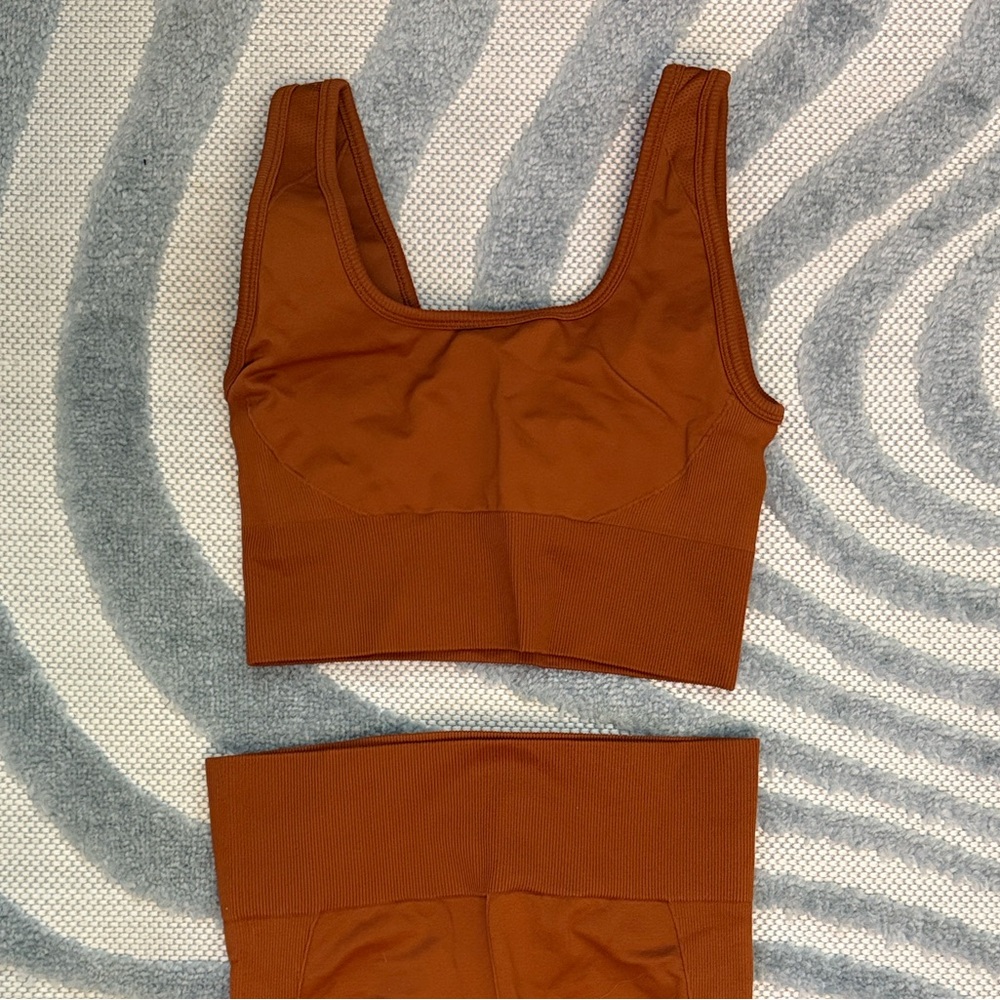 Halfdays Marie Sports Bra Top in Caramel Rust Copper orange size S